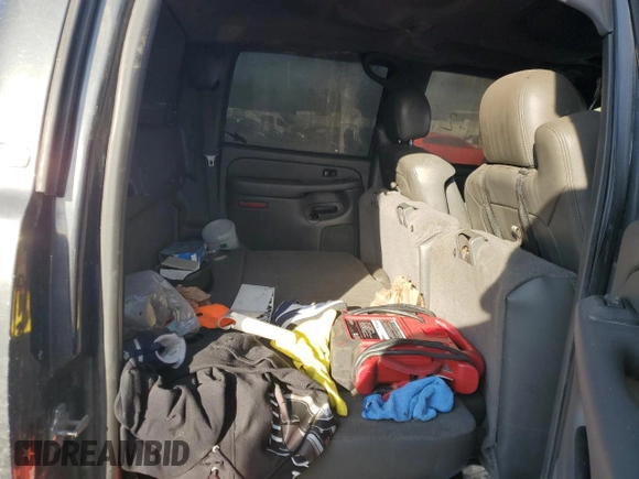 2005 GMC Sierra 2500HD SLT z VIN 1GTHK23265F906597, wystawiony jako Copart lot #86837064 z przebiegiem Nie podano mil oraz Szkoda całkowita • Salvage title. Historia ofert i sprzedaży dostępna na DreamBid. Obrazek 10.