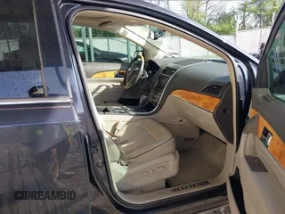 2014 Lincoln MKX with VIN 2LMDJ8JK9EBL16189, listed as a IAAI auction lot 42152268 with 215,862 mi miles and . Bid and sale history available at DreamBid. Image 5.