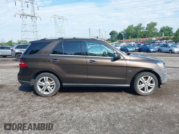 2012 Mercedes-Benz M 350 with VIN 4JGDA5HB1CA047095, listed as a IAAI auction lot 42629719 with 152,488 mi miles and . Bid and sale history available at DreamBid. Image 14.
