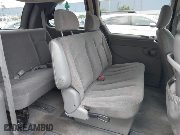 2006 Chrysler Town & Country with VIN 1A4GP45R76B718466, listed as a IAAI auction lot 42104395 with 260,634 mi miles and . Bid and sale history available at DreamBid. Image 8.
