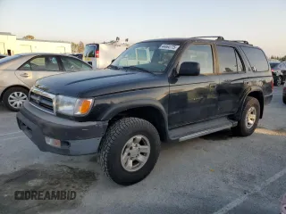 1999 Toyota 4Runner SR5 with VIN JT3GN86RXX0128376, listed as a Copart auction lot 44464775 with Not Provided miles and Salvage Title. Bid and sale history available at carsss.com. Image 1.
