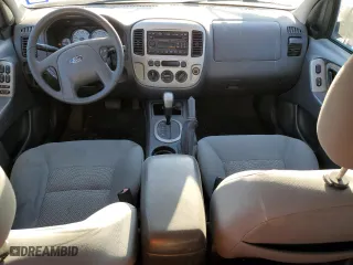 2007 Ford Escape XLT with VIN 1FMYU03117KA13412, listed as a Copart auction lot 49840615 with 120,395 mi miles and Salvage Title. Bid and sale history available at carsss.com. Image 8.