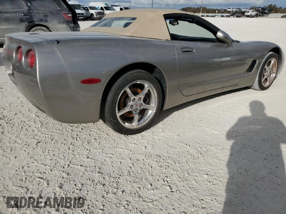 2000 Chevrolet Corvette with VIN 1G1YY32GXY5124274, listed as a Copart auction lot 77097974 with 0 mi miles and Salvage Title. Bid and sale history available at carsss.com. Image 3.