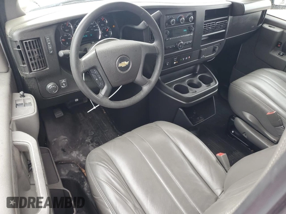 2022 Chevrolet Express Cargo с VIN 1GCWGAFPXN1217752, выставлен на аукционе Copart как лот 49950615 с пробегом 104 374 миль миль и Чистый • Clean title. История ставок и продаж доступна на DreamBid. Изображение 8.