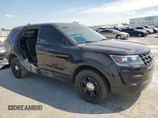 2019 Ford Police Interceptor Utility z VIN 1FM5K8AR8KGB23482, wystawiony jako Copart lot #69660284 z przebiegiem 33 397 mil mil oraz Szkoda całkowita • Salvage title. Historia ofert i sprzedaży dostępna na DreamBid. Obrazek 4.