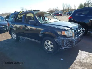 2009 Ford Escape XLS с VIN 1FMCU02709KC04242, выставлен на аукционе IAAI как лот 41804916 с пробегом 240 292 миль миль и . История ставок и продаж доступна на DreamBid. Изображение 1.