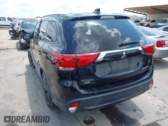 2018 Mitsubishi Outlander SE with VIN JA4AD3A35JZ067008, listed as a IAAI auction lot 42225954 with 102,951 mi miles and . Bid and sale history available at DreamBid. Image 3.