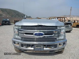 2017 Ford Super Duty F-250 SRW Lariat with VIN 1FT7W2BT7HEF39231, listed as a IAAI auction lot 41805246 with 1 mi miles. Bid and sale history available at carsss.com. Image 11.