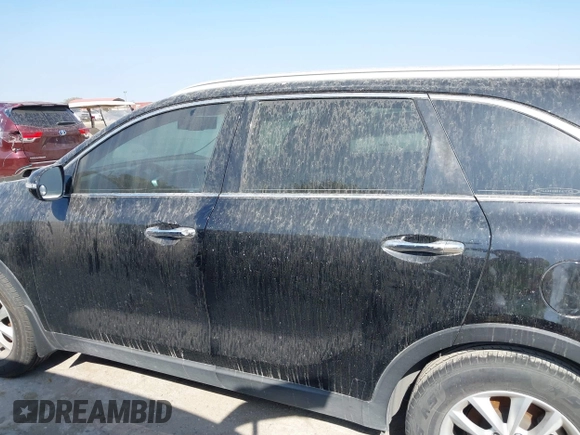 2017 Kia Sorento LX with VIN 5XYPG4A30HG242934, listed as a IAAI auction lot 41856236 with 164,664 mi miles. Bid and sale history available at carsss.com. Image 14.