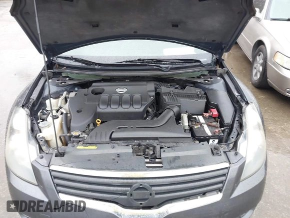 2008 Nissan Altima 2.5 with VIN 1N4AL21E58N408130, listed as a IAAI auction lot 41697109 with 229,544 mi miles. Bid and sale history available at carsss.com. Image 10.