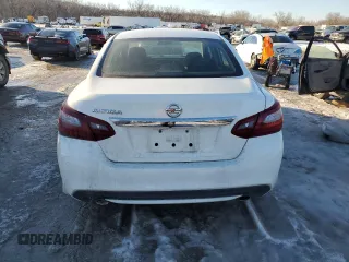2018 Nissan Altima 2.5 SR with VIN 1N4AL3AP6JC265987, listed as a Copart auction lot 88270915 with 116,600 mi miles and Salvage Title. Bid and sale history available at carsss.com. Image 6.
