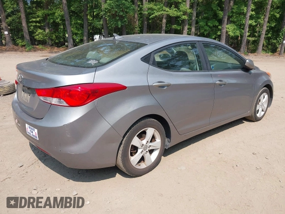 2012 Hyundai Elantra GLS z VIN KMHDH4AE7CU369345, wystawiony jako IAAI lot #42432765 z przebiegiem 148 754 mil mil oraz . Historia ofert i sprzedaży dostępna na DreamBid. Obrazek 4.