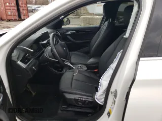2022 BMW X1 xDrive28i с VIN WBXJG9C09N5U68175, выставлен на аукционе Copart как лот 47750845 с пробегом 42 521 миль миль и Списание • Salvage title. История ставок и продаж доступна на DreamBid. Изображение 7.
