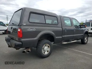 2008 Ford F-350 XL z VIN 1FTWW31R28EB32778, wystawiony jako Copart lot #56177495 z przebiegiem 136 167 mil mil oraz Czysty tytuł • Clean title. Historia ofert i sprzedaży dostępna na DreamBid. Obrazek 3.