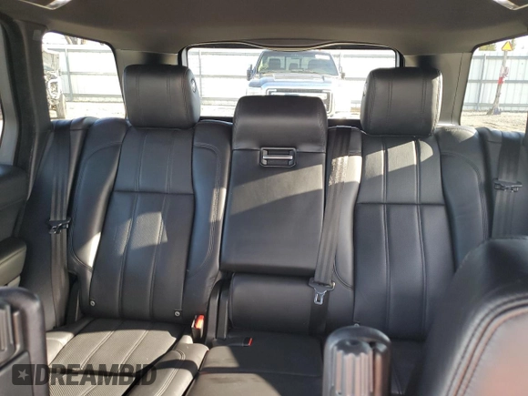 2017 Land Rover Range Rover with VIN SALGS2FE2HA322595, listed as a Copart auction lot 48657725 with 123,587 mi miles and Clean title. Bid and sale history available at DreamBid. Image 10.