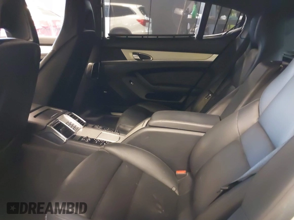 2014 Porsche Panamera 4S Executive with VIN WP0BB2A77EL062088, listed as a IAAI auction lot 41696130 with 105,177 mi miles and . Bid and sale history available at DreamBid. Image 8.