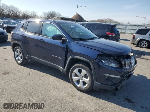 2019 Jeep Compass Latitude with VIN 3C4NJDBB2KT697055, listed as a Copart auction lot 48926585 with 31,892 mi miles and Salvage Title. Bid and sale history available at carsss.com. Image 4.