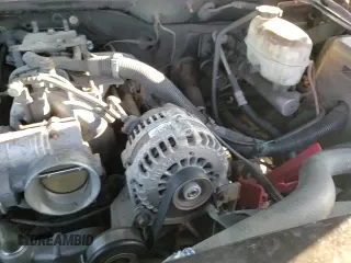 2003 Chevrolet Silverado 1500HD LT с VIN 1GCGK13U13F123580, выставлен на аукционе Copart как лот 85439524 с пробегом 233 342 миль миль и Списание • Salvage title. История ставок и продаж доступна на DreamBid. Изображение 13.