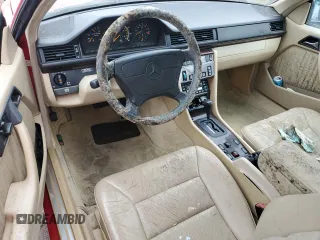 1995 Mercedes-Benz E Class with VIN WDBEA66EXSC250371, listed as a Copart auction lot 76722414 with 52,766 mi miles and Non Repairable. Bid and sale history available at carsss.com. Image 8.