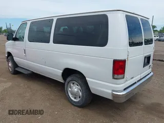 2012 Ford Econoline Passenger XL z VIN 1FBNE3BL9CDA32236, wystawiony jako IAAI lot #42565078 z przebiegiem 146 983 mil mil oraz . Historia ofert i sprzedaży dostępna na DreamBid. Obrazek 3.