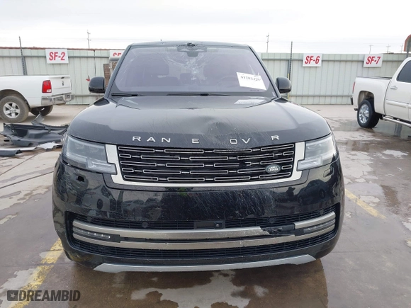 2022 Land Rover Range Rover SE with VIN SALKPBFU1NA003011, listed as a IAAI auction lot 41283429 with 37,542 mi miles. Bid and sale history available at carsss.com. Image 12.
