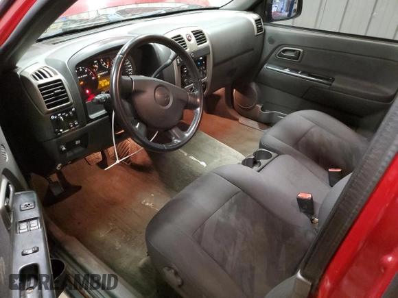 2005 Chevrolet Colorado LS Z71 with VIN 1GCDT196358217671, listed as a Copart auction lot 46320715 with 101,896 mi miles and Salvage title. Bid and sale history available at DreamBid. Image 8.