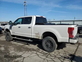 2017 Ford F-350 Platinum with VIN 1FT8W3BT2HEF08950, listed as a Copart auction lot 44521175 with 113,237 mi miles and Salvage Title. Bid and sale history available at DreamBid. Image 2.