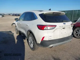 2022 Ford Escape SE with VIN 1FMCU9G60NUA61330, listed as a IAAI auction lot 41725478 with 150,587 mi miles and . Bid and sale history available at DreamBid. Image 3.
