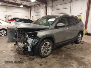 2021 GMC Terrain SLT z VIN 3GKALPEV5ML337611, wystawiony jako IAAI lot #42286132 z przebiegiem 87 447 mil mil oraz . Historia ofert i sprzedaży dostępna na DreamBid. Obrazek 2.