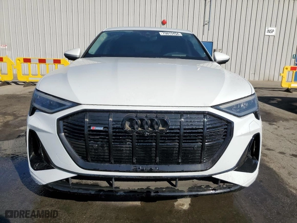 2022 Audi e-tron Sportback Prestige with VIN WA13AAGE2NB044248, listed as a Copart auction lot 75013454 with 26,450 mi miles and Clean Title. Bid and sale history available at carsss.com. Image 5.