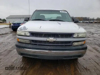 2001 Chevrolet Silverado 1500 LS with VIN 2GCEC19V311333526, listed as a Copart auction lot 46713445 with 157,873 mi miles and Clean Title. Bid and sale history available at carsss.com. Image 5.