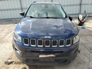 2018 Jeep Compass Latitude z VIN 3C4NJDBB5JT400553, wystawiony jako Copart lot #57513225 z przebiegiem 120 400 mil mil oraz Szkoda całkowita • Salvage title. Historia ofert i sprzedaży dostępna na DreamBid. Obrazek 5.
