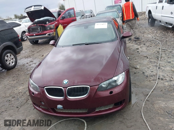2009 BMW 3 Series 335i z VIN WBAWB73529P047553, wystawiony jako IAAI lot #41725052 z przebiegiem 146 693 mil mil oraz . Historia ofert i sprzedaży dostępna na DreamBid. Obrazek 12.