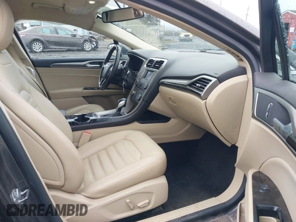 2016 Ford Fusion SE with VIN 3FA6P0H97GR307500, listed as a IAAI auction lot 41836573 with 126,404 mi miles and . Bid and sale history available at carsss.com. Image 5.