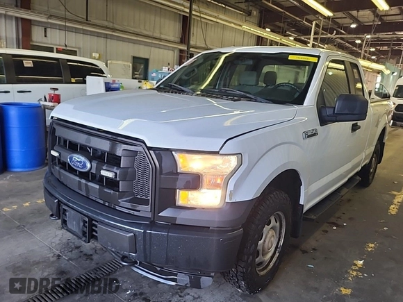 2015 Ford F-150 XLT z VIN 1FTFX1EF7FKD06649, wystawiony jako IAAI lot #42615380 z przebiegiem 177 590 mil mil oraz . Historia ofert i sprzedaży dostępna na DreamBid. Obrazek 28.