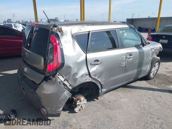 2014 Kia Soul with VIN KNDJN2A28E7019749, listed as a IAAI auction lot 41562826 with 65,610 mi miles. Bid and sale history available at carsss.com. Image 4.