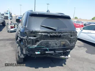 2022 Jeep Grand Cherokee Laredo with VIN 1C4RJHAG2N8595697, listed as a IAAI auction lot 42349561 with 39,073 mi miles and . Bid and sale history available at DreamBid. Image 17.