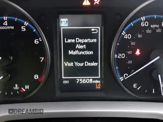 2017 Toyota RAV4 LE с VIN JTMZFREV9HJ142576, выставлен на аукционе IAAI как лот 41612358 с пробегом 75 608 миль миль и . История ставок и продаж доступна на DreamBid. Изображение 16.