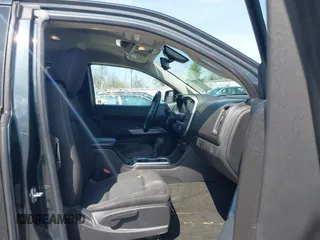 2018 Chevrolet Colorado 4WD LT with VIN 1GCHTCEN1J1111605, listed as a IAAI auction lot 41923283 with 66,604 mi miles. Bid and sale history available at carsss.com. Image 5.