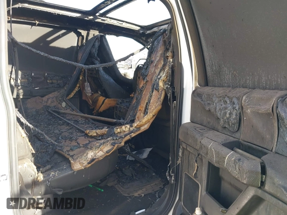 2019 Ford F-250 XL z VIN 1FT7W2BT2KEF88568, wystawiony jako IAAI lot #41589490 z przebiegiem Nie podano mil oraz . Historia ofert i sprzedaży dostępna na DreamBid. Obrazek 8.