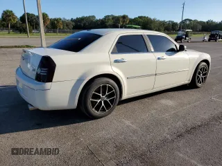 2010 Chrysler 300 Touring with VIN 2C3CA5CV8AH152107, listed as a Copart auction lot 75115264 with 124,995 mi miles and Salvage Title. Bid and sale history available at carsss.com. Image 3.
