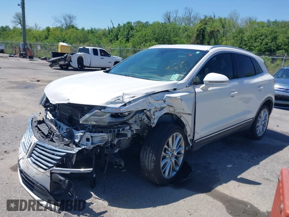 2018 Lincoln MKC Reserve with VIN 5LMCJ3C99JUL32057, listed as a IAAI auction lot 41983726 with 103,222 mi miles and . Bid and sale history available at DreamBid. Image 17.