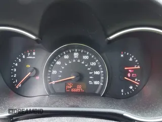 2014 Kia Sorento LX with VIN 5XYKT3A60EG438426, listed as a IAAI auction lot 41765847 with 166,897 mi miles and . Bid and sale history available at carsss.com. Image 7.