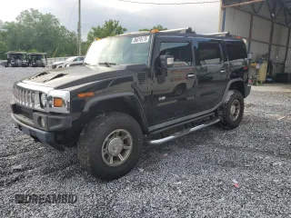 2006 Hummer H2 z VIN 5GRGN23U66H116855, wystawiony jako Copart lot #56010175 z przebiegiem 217 798 mil mil oraz Tytuł czysty. Historia ofert i sprzedaży dostępna na DreamBid. Obrazek 1.