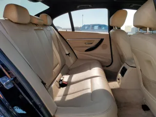 2016 BMW 3 Series 328d z VIN WBA8E5C5XGK388357, wystawiony jako Copart lot #55720974 z przebiegiem 194 778 mil mil oraz . Historia ofert i sprzedaży dostępna na DreamBid. Obrazek 10.