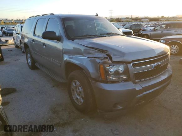 2009 Chevrolet Suburban LS z VIN 1GNFC16089R225359, wystawiony jako Copart lot #76146434 z przebiegiem 205 749 mil mil oraz Szkoda całkowita • Salvage title. Historia ofert i sprzedaży dostępna na DreamBid. Obrazek 4.