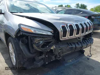 2018 Jeep Cherokee Latitude с VIN 1C4PJMCX0JD550224, выставлен на аукционе IAAI как лот 42181466 с пробегом 107 944 миль миль и . История ставок и продаж доступна на DreamBid. Изображение 6.
