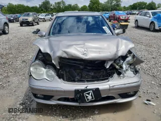 2007 Mercedes-Benz C 230 Sport with VIN WDBRF52H77E026905, listed as a Copart auction lot 58012235 with 148,975 mi miles and Salvage title. Bid and sale history available at DreamBid. Image 5.