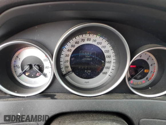 2013 Mercedes-Benz C 300 Sport with VIN WDDGF8AB1DA730680, listed as a Copart auction lot 60619285 with 223,869 mi miles and Salvage title. Bid and sale history available at DreamBid. Image 9.