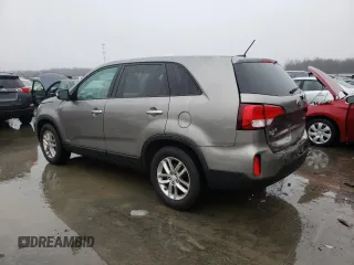 2015 Kia Sorento LX with VIN 5XYKTCA64FG632314, listed as a Copart auction lot 39826304 with 96,741 mi miles and Salvage title. Bid and sale history available at DreamBid. Image 2.
